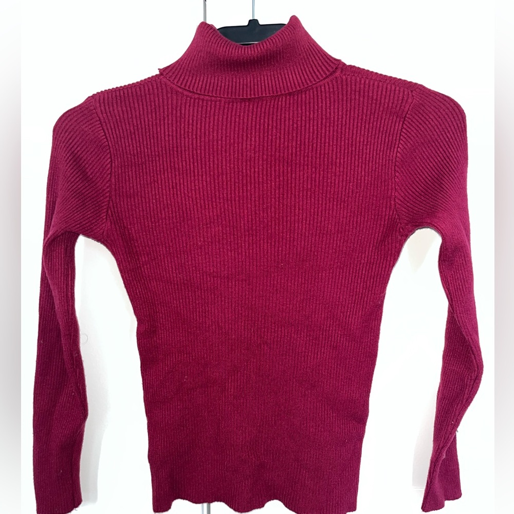 Maroon turtle neck! - Picture 2 of 2
